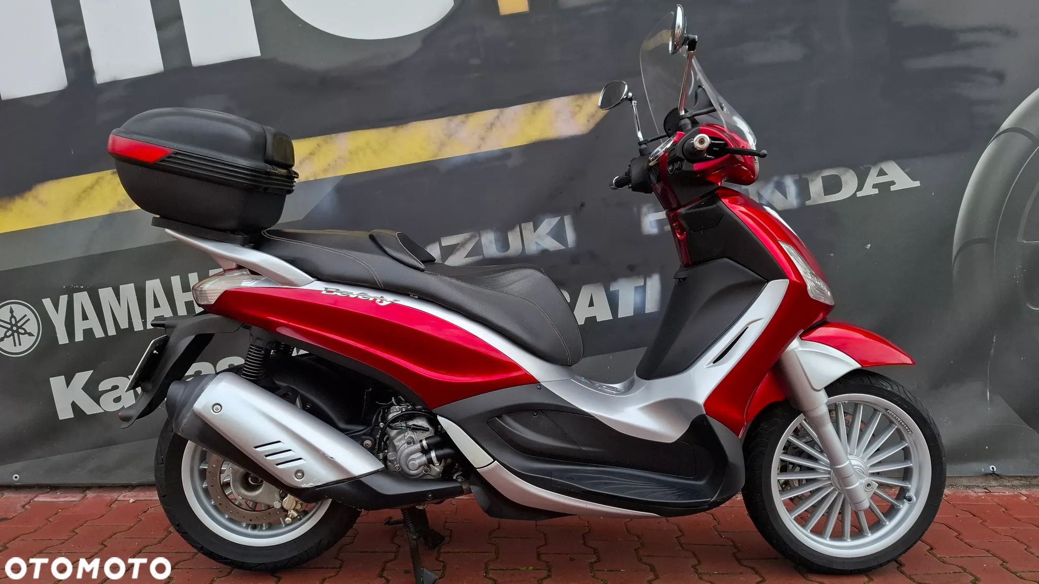 Piaggio Beverly - 1