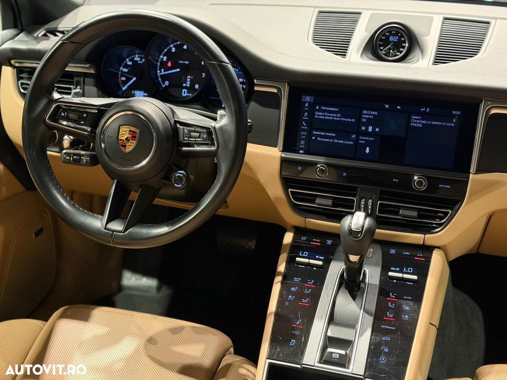 Porsche Macan - 5