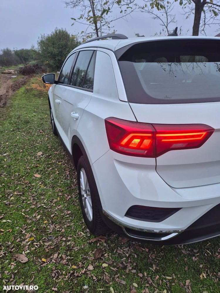 Volkswagen T-Roc 1.5 TSI Design - 27
