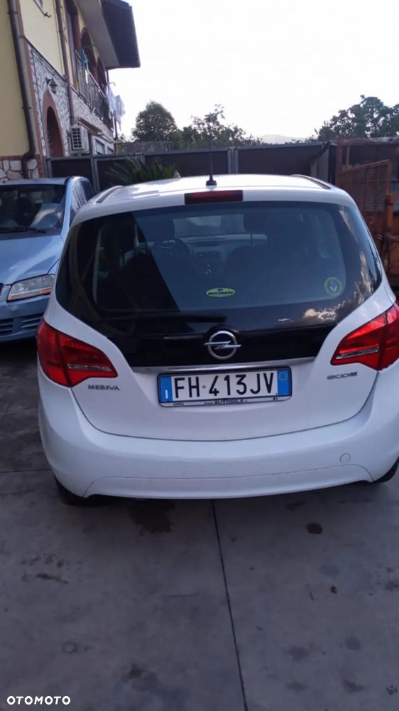 Opel Meriva 1.6 CDTI Cosmo S&S - 2