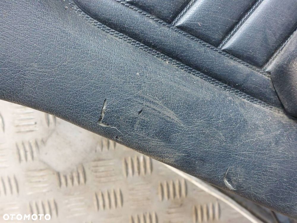 BOCZEK BOCZKI DRZWI KOMPLET BMW E30 KOMBI TOURING - 7