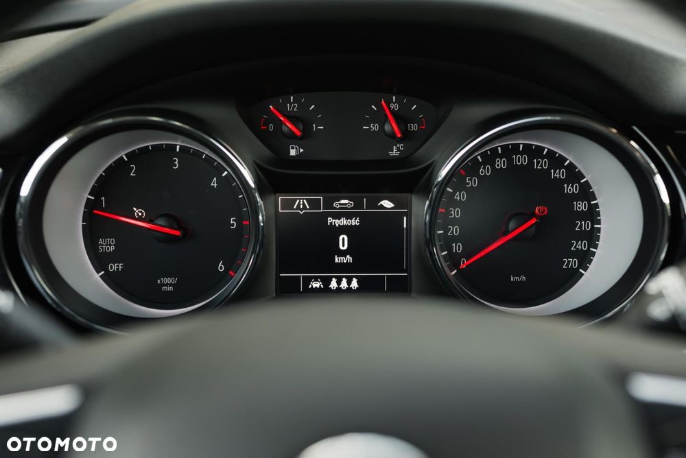 Opel Insignia - 27