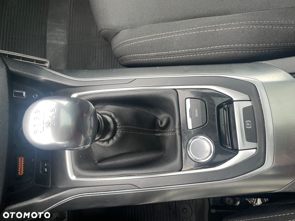 Peugeot 308 1.2 PureTech Active S&S - 36