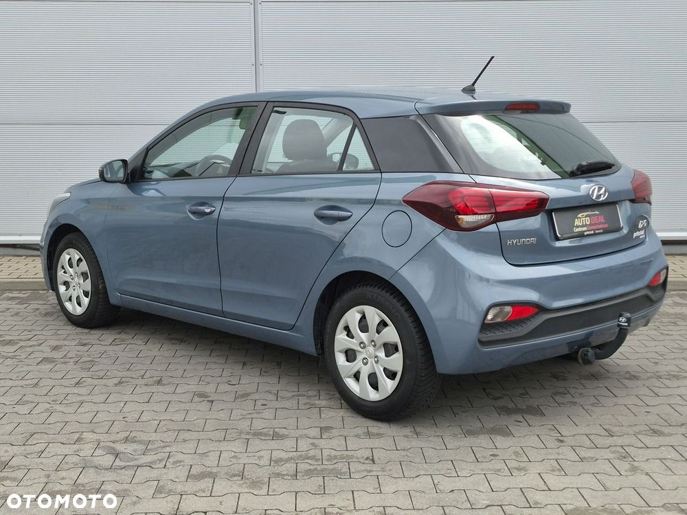 Hyundai i20 - 11