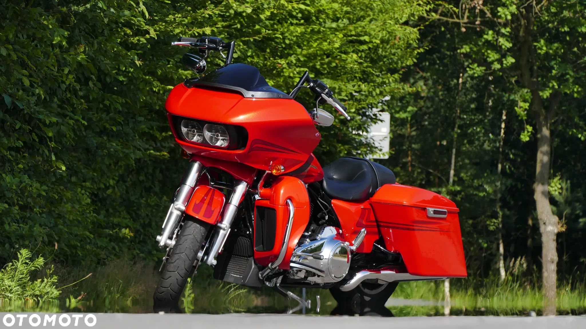 Harley-Davidson Touring Road Glide - 1