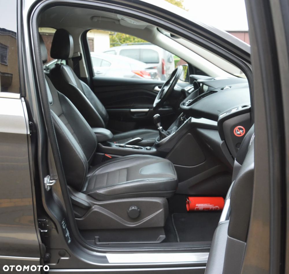 Ford Kuga - 26