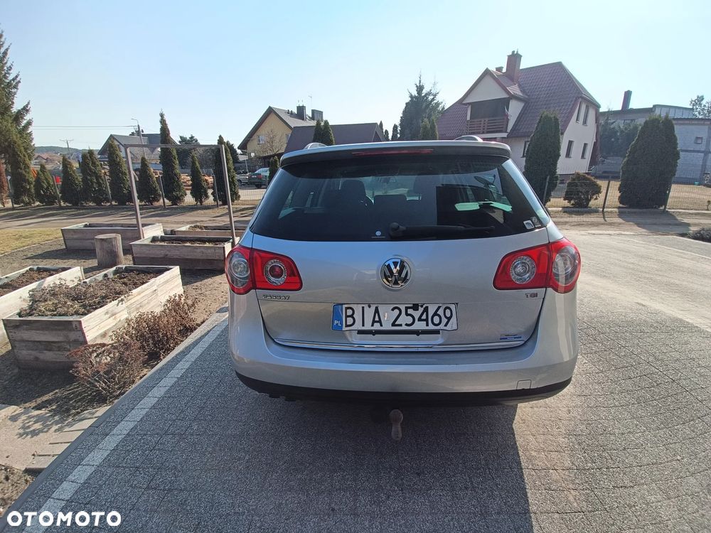 Volkswagen Passat 1.9 TDI Comfortline - 34