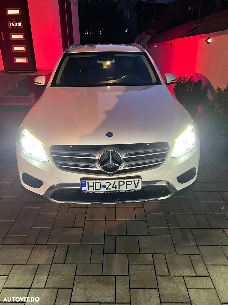 Mercedes-Benz GLC - 14