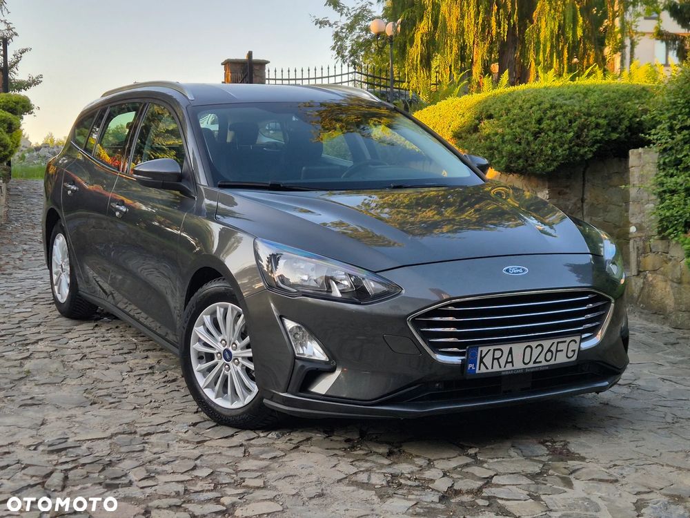 Ford Focus 1.5 EcoBlue Start-Stopp-System TITANIUM DESIGN - 3