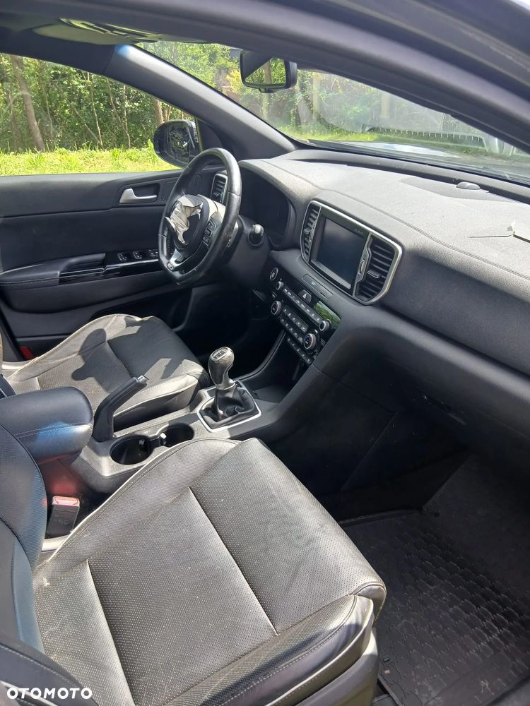 Kia Sportage 2,0 CRDI AWD GT Line - 9