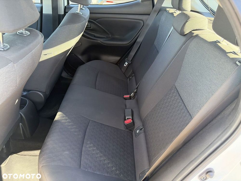 Toyota Yaris 1.5 Comfort - 15