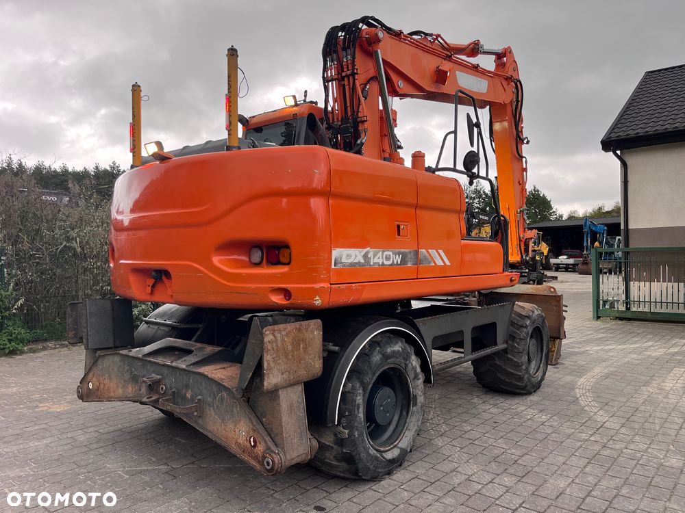 Doosan DX140W - 5