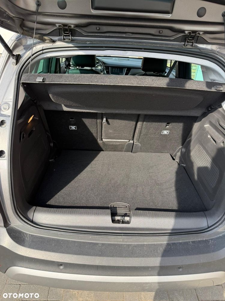 Opel Crossland X - 13