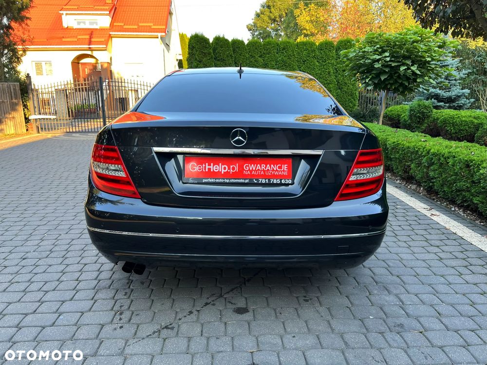 Mercedes-Benz Klasa C 180 Coupe BlueEFFICIENCY 7G-TRONIC - 9