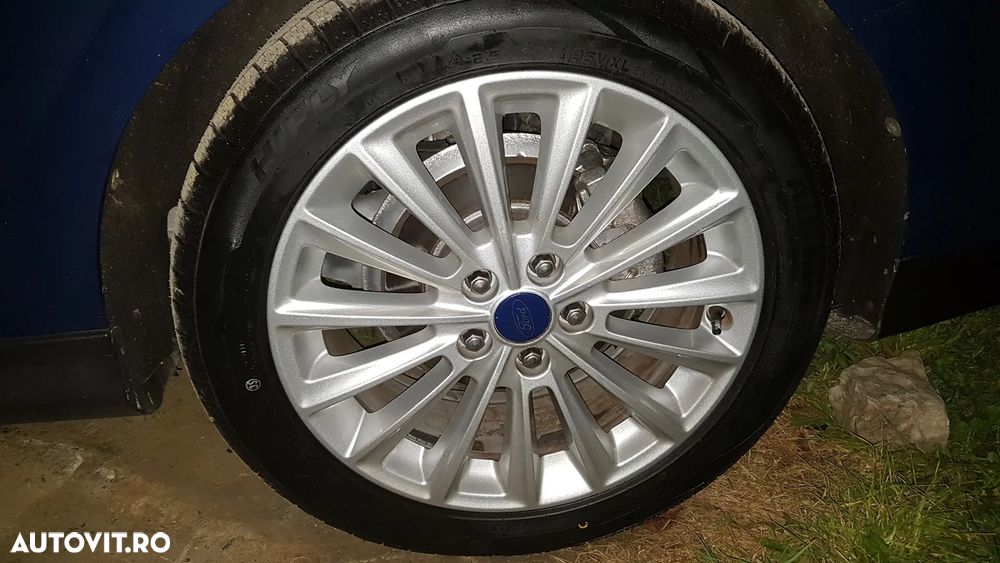 Ford Focus 1.0 EcoBoost Titanium - 22