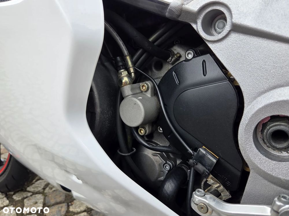 Aprilia RSV - 13