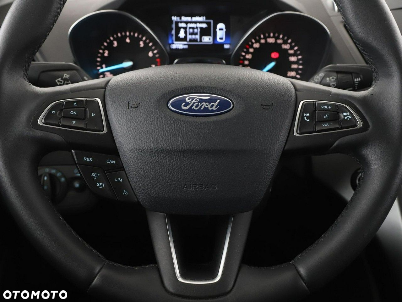 Ford Kuga 1.5 EcoBoost 2x4 Cool & Connect - 21