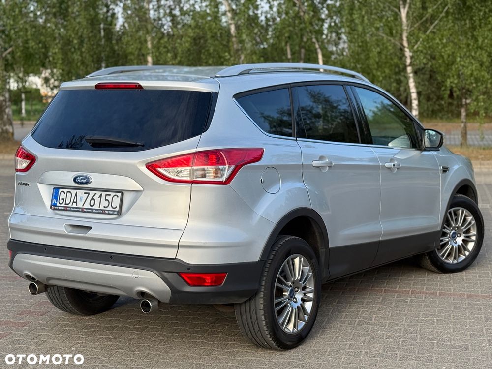 Ford Kuga 2.0 TDCi 2x4 Titanium - 12