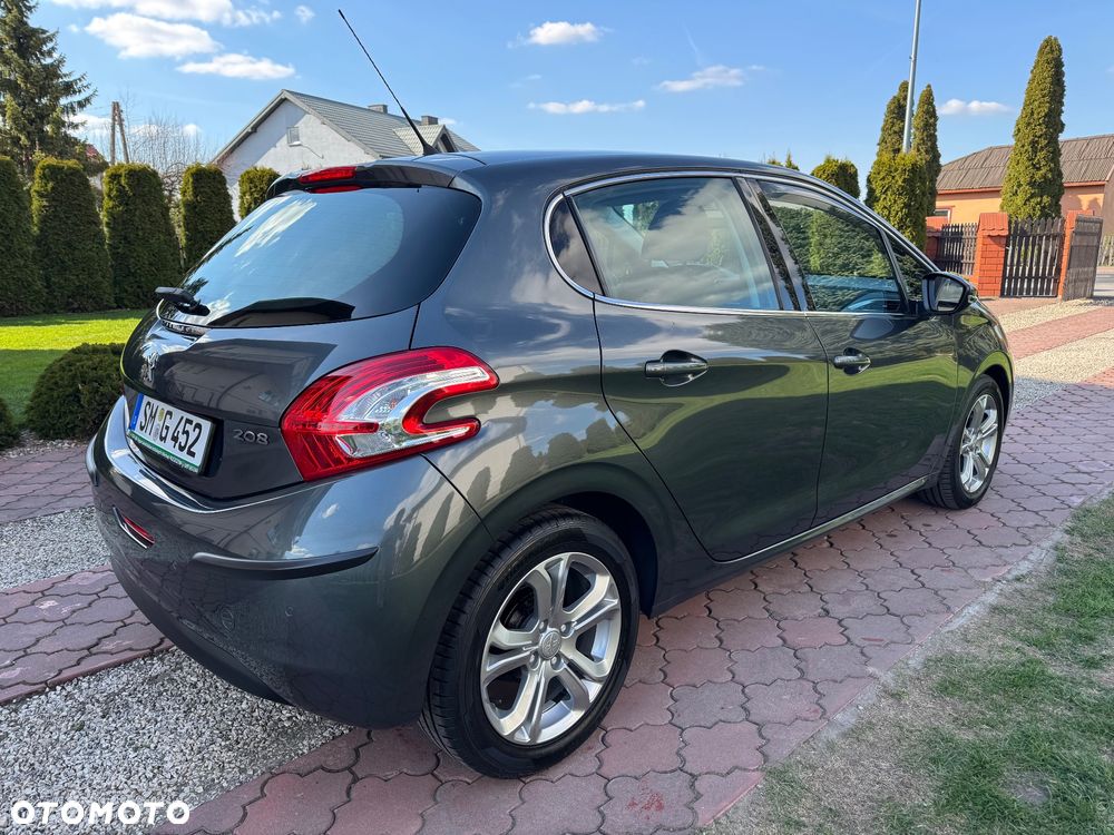 Peugeot 208 1.2 PureTech Allure - 9