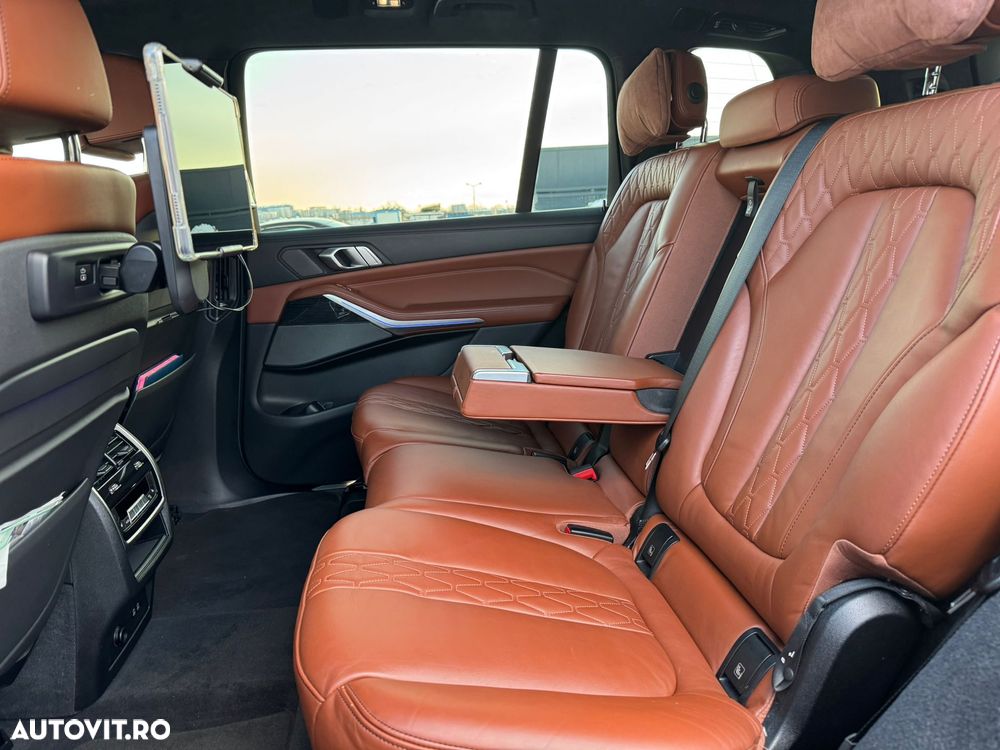 BMW X7 - 9