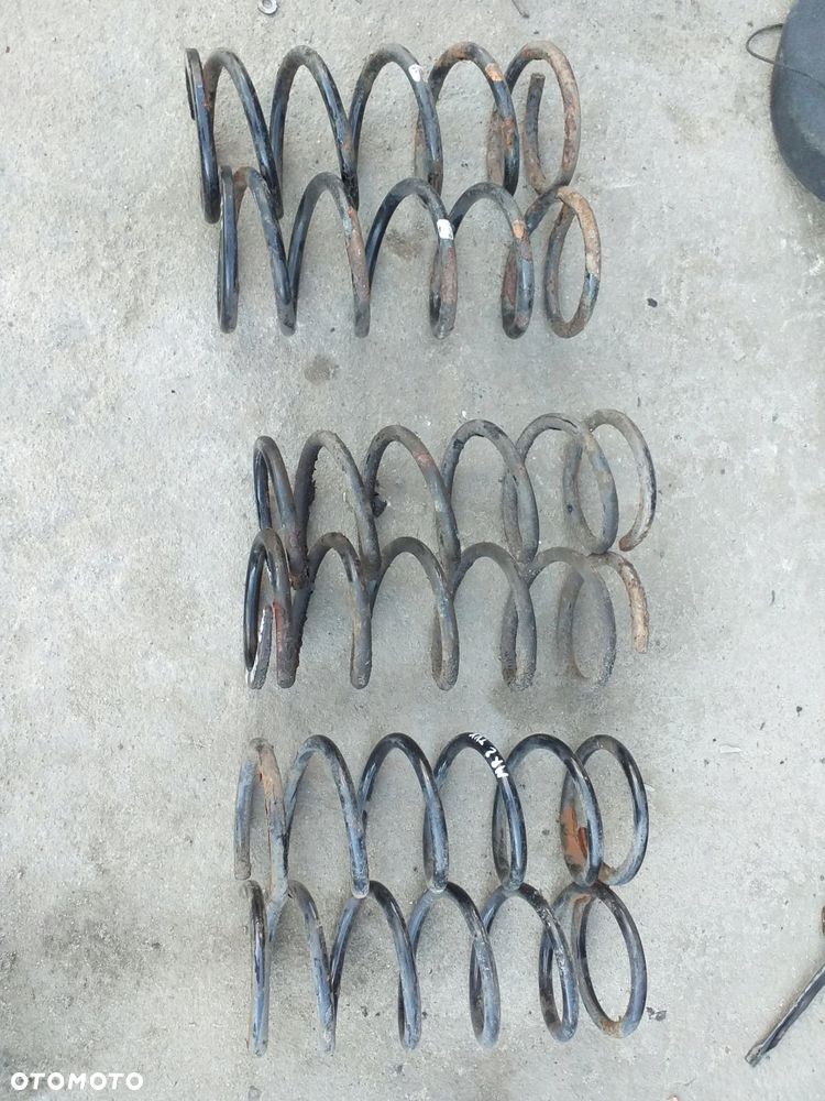 Toyota MR2 SW20 2,0 sprężyna tył tylna sprężyny - 2