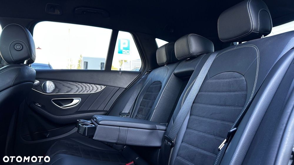 Mercedes-Benz Klasa C 200 9G-TRONIC - 28