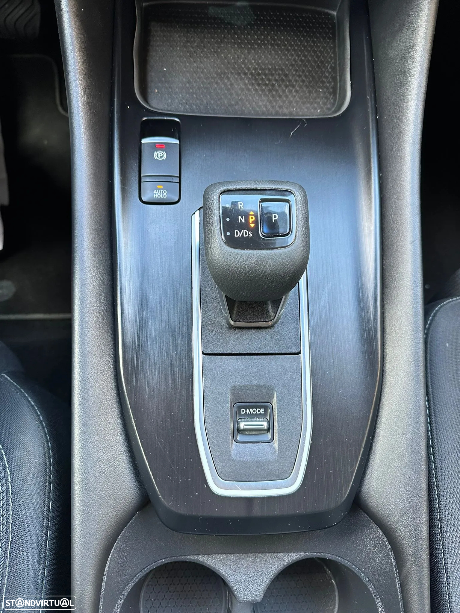 Nissan Qashqai 1.3 DIG-T N-Connecta Xtronic - 19