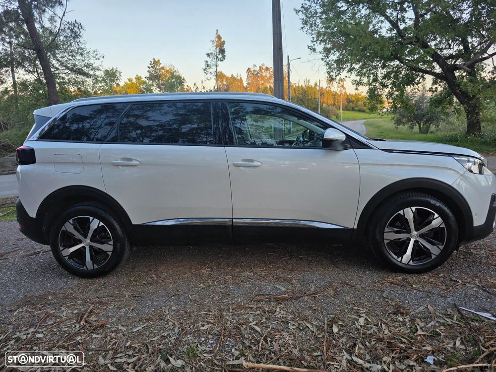 Peugeot 5008 1.2 PureTech Allure EAT6 - 10
