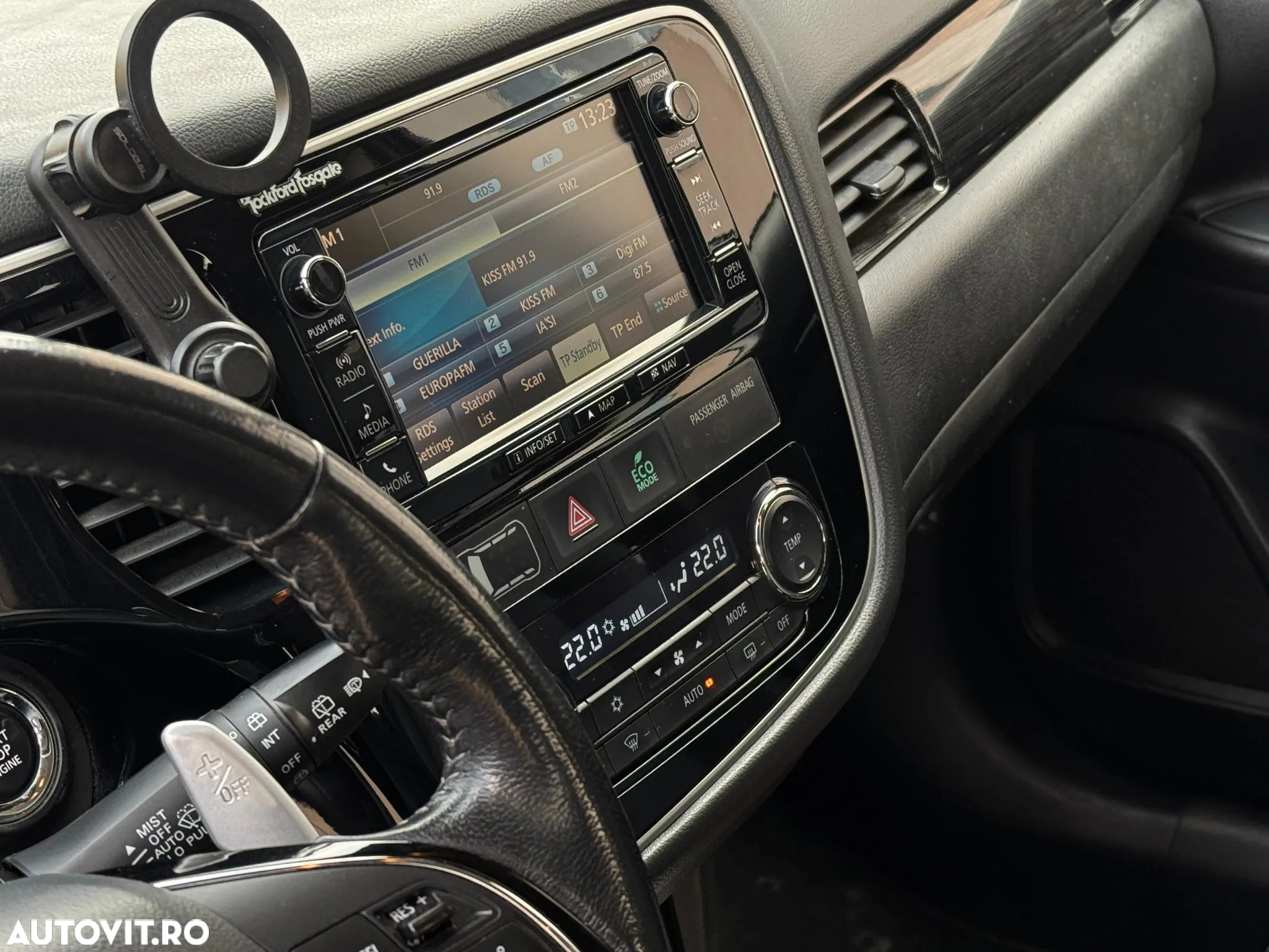 Mitsubishi Outlander 2.2 Litre DI-D AWD Intense Aut. - 8