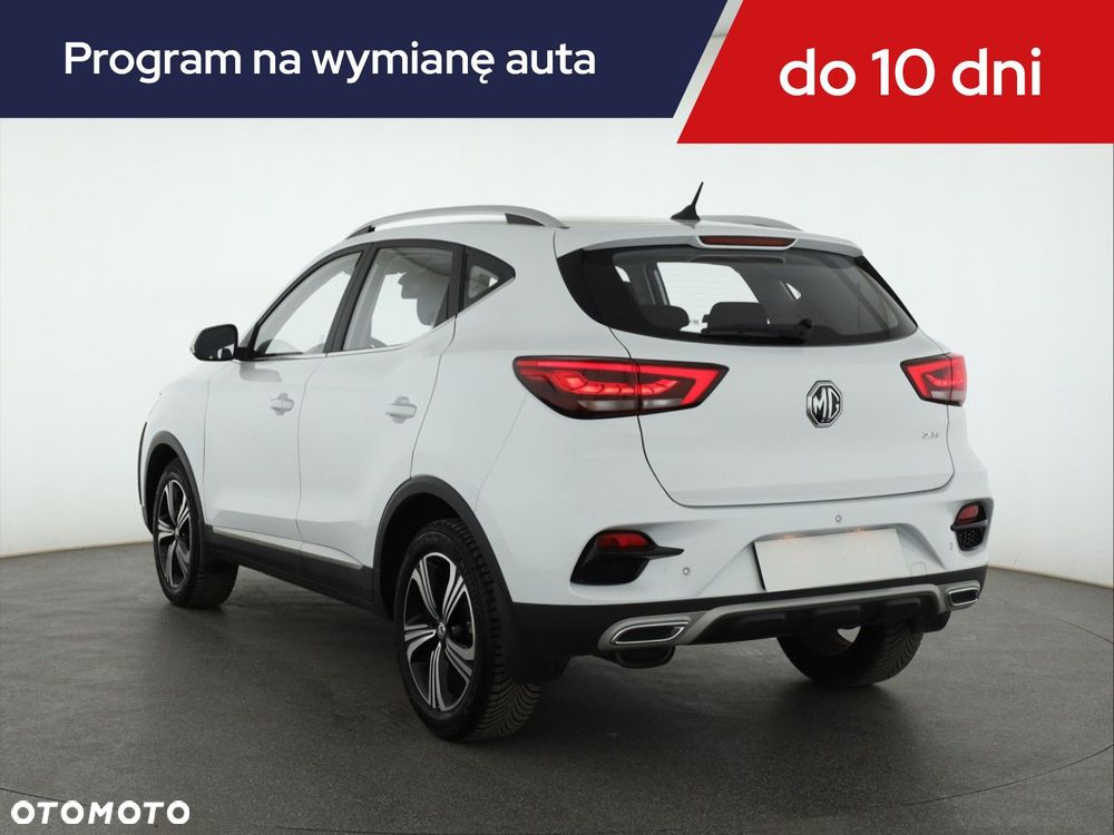 MG ZS - 6