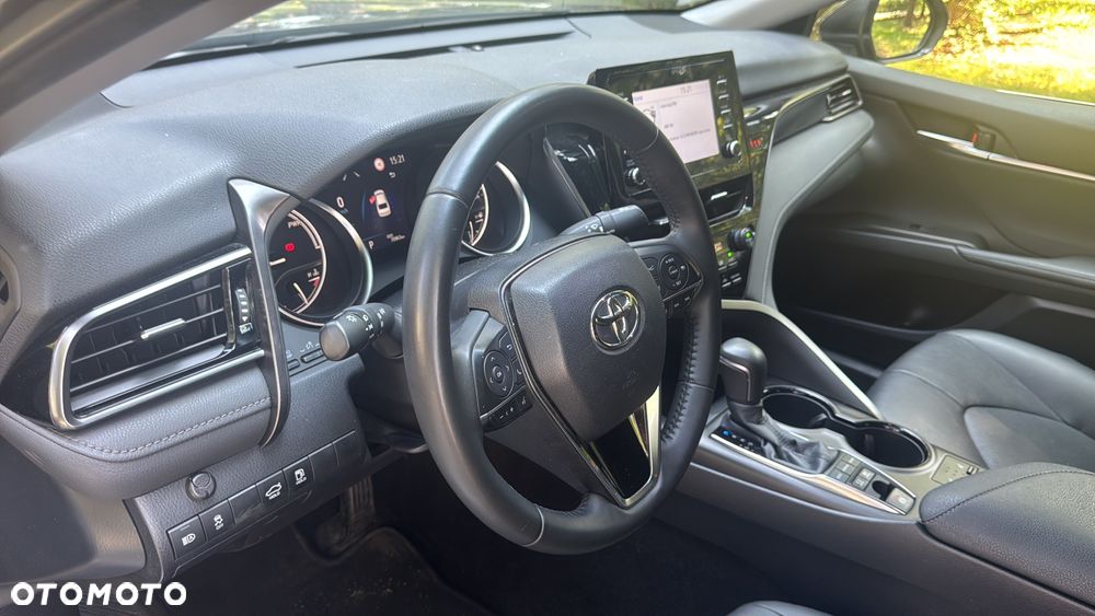 Toyota Camry 2.5 Hybrid Executive CVT - 12