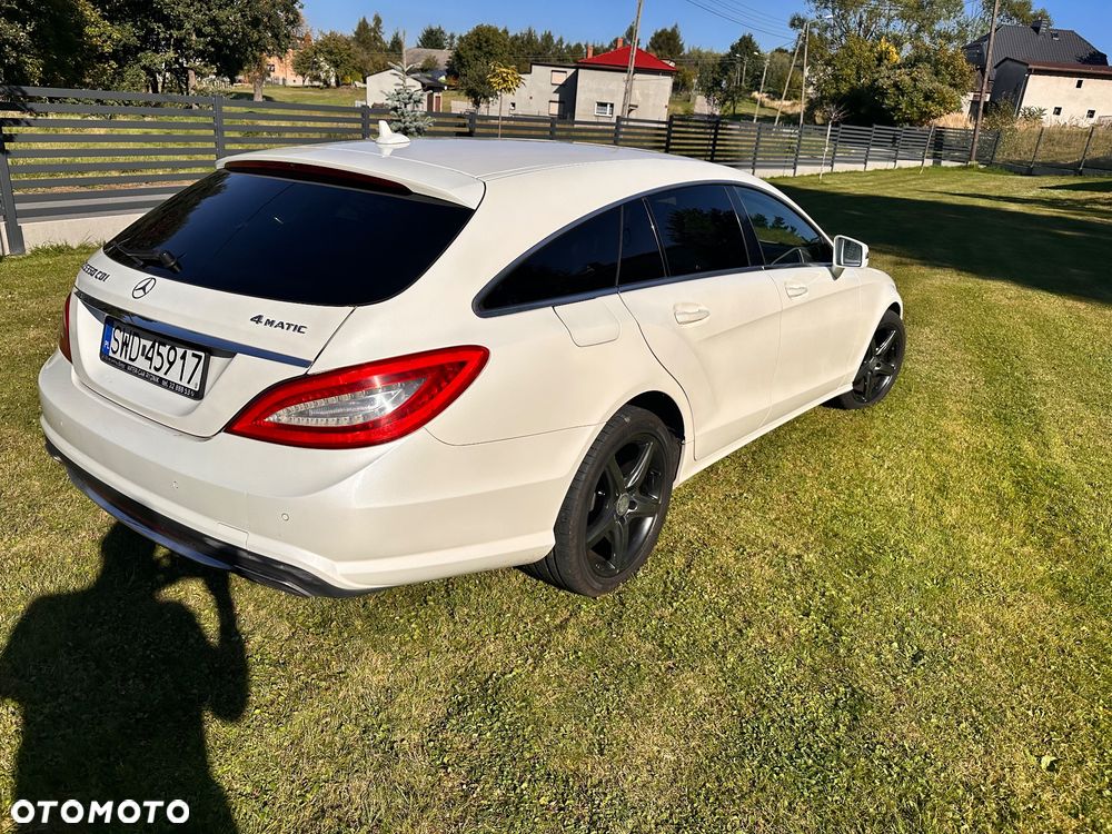 Mercedes-Benz CLS - 17