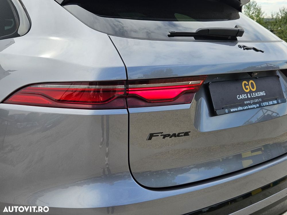 Jaguar F-Pace P250 AWD R-Dynamic Black - 16