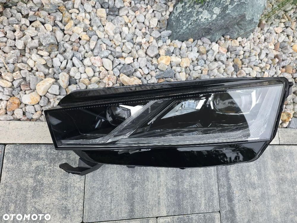 SKODA OCTAVIA 4 IV 5E4 Lampa prawa Kompletna Full Led Matrix 5E4941015B - 7