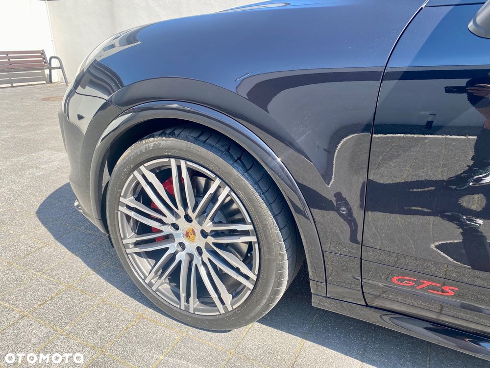 Porsche Cayenne GTS - 21