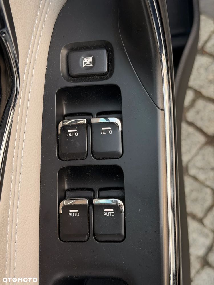 Kia Ceed - 24
