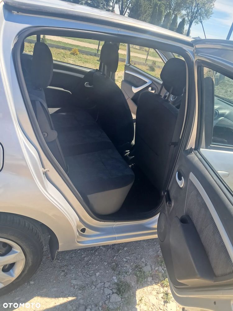Dacia Sandero - 18
