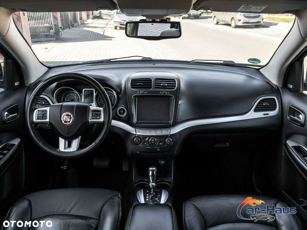 Fiat Freemont 2.0 Multijet Black Code AWD - 24