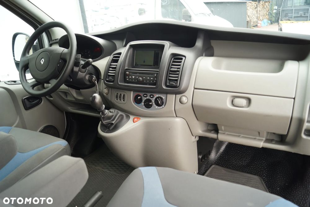 Renault Trafic - 24