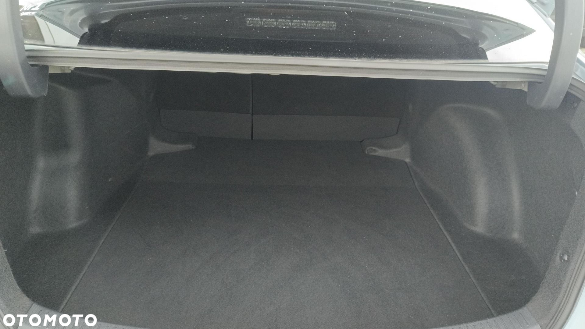 Toyota Corolla 1.5 Comfort MS - 12