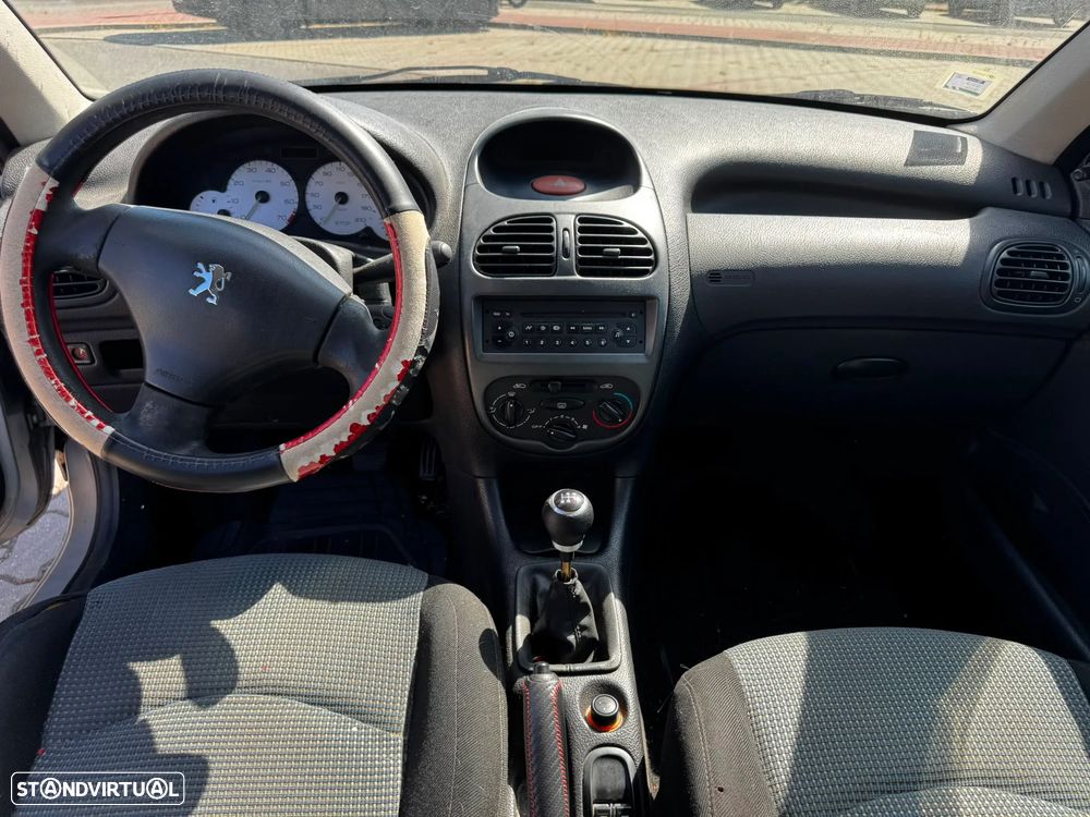 Peugeot 206 1.1 XR Présence - 8