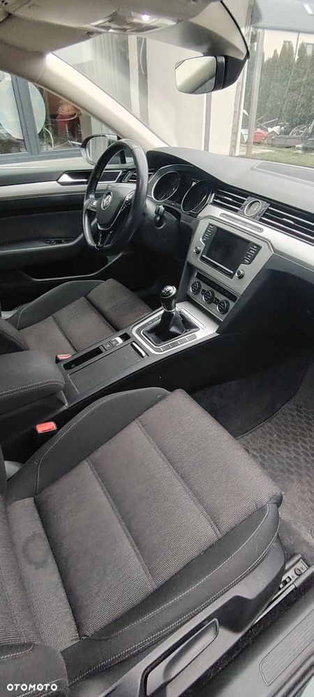 Volkswagen Passat 1.8 TSI BMT Comfortline - 8