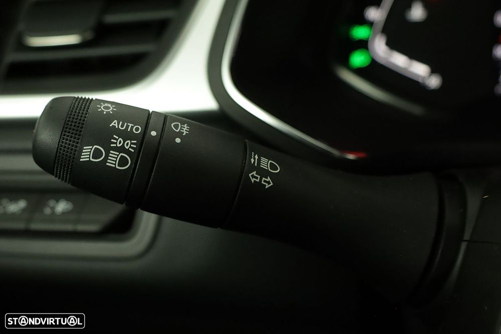 Renault Captur 1.0 TCe Techno Bi-Fuel - 17