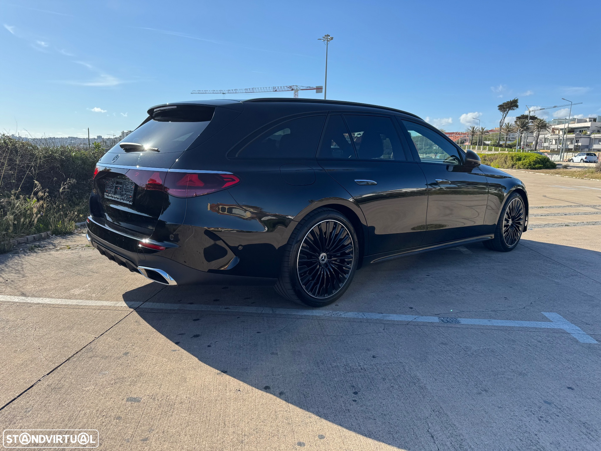 Mercedes-Benz E 300 e AMG Line - 5
