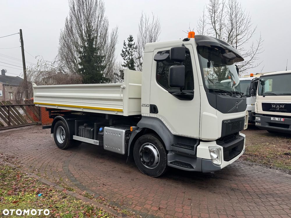 Volvo FL 250 Wywrotka 3 Stronna/ Manual - 10