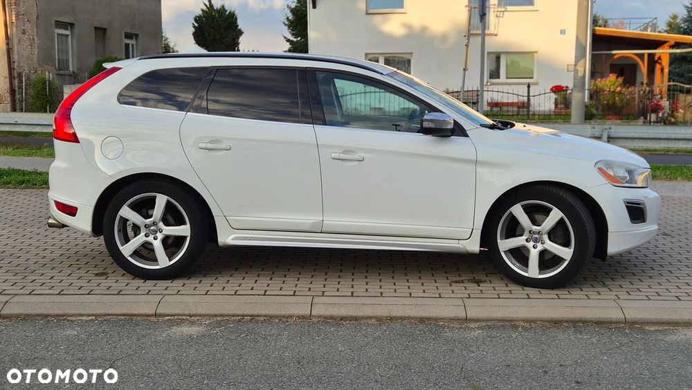 Volvo XC 60 D5 AWD RDesign - 4