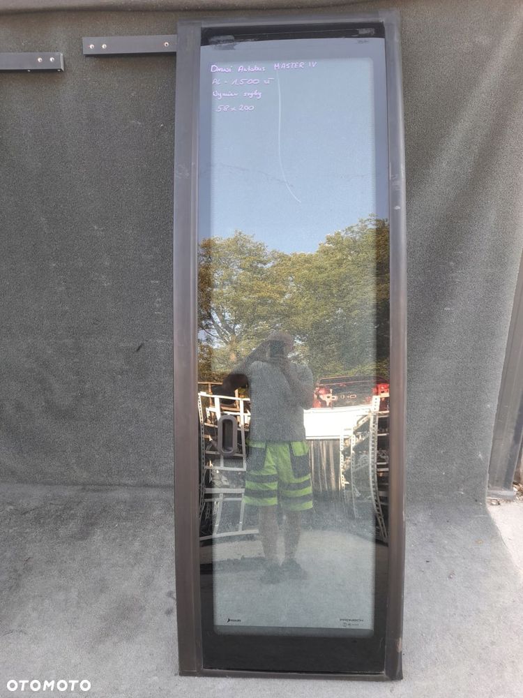 drzwi szklane autobus master iv szyba 58x200 - 2