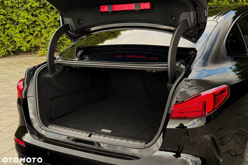 BMW Seria 2 218i Sport Line - 39