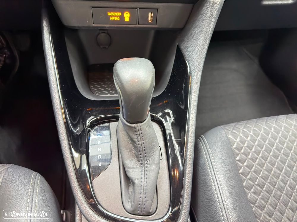 Toyota Yaris 1.5 HDF GR Sport - 32