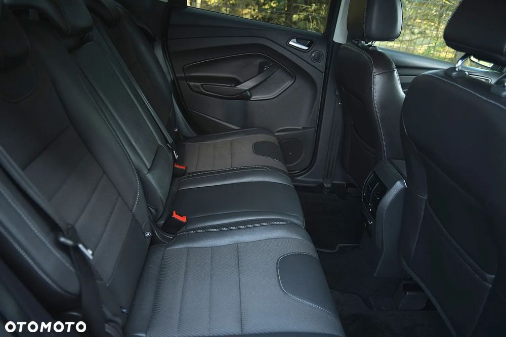 Ford Kuga 2.0 TDCi 4x4 Individual - 25